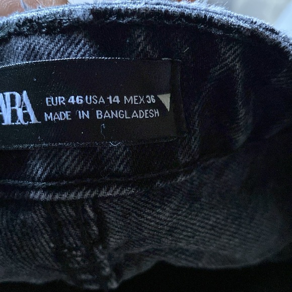 Zara blacked wash jeans for women straight leg - Picture 8 of 8